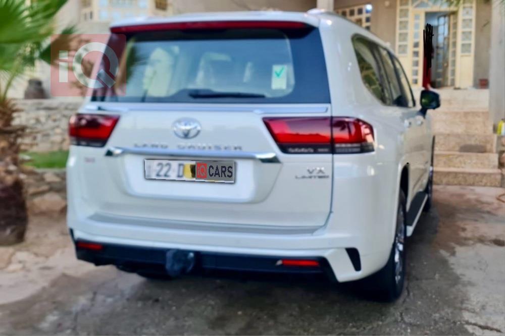 تويوتا لاندكروزر